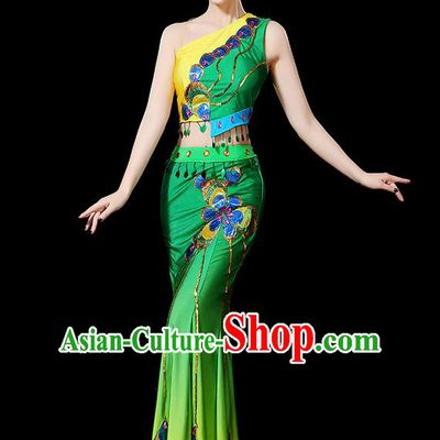 Traditional Chinese Dai Nationality Peacock Dancing Costume, Folk Dance Ethnic Paillette Fishtail Dress Uniform, Chinese Minority Nationality Dancing Green Clothing for Women