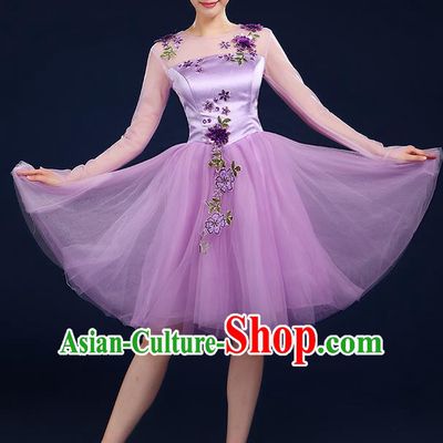 Traditional Chinese Modern Dancing Compere Costume, Women Opening Classic Chorus Singing Group Dance Bubble Uniforms, Modern Dance Classic Dance Big Swing Purple Short Dress for Women