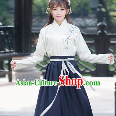 Traditional Ancient Chinese Young Lady Costume Embroidered Slant Opening Blouse, Elegant Hanfu Suits Clothing Chinese Ming Dynasty Imperial Princess Dress Clothing for Women
