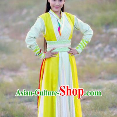 Traditional Ancient Chinese Swordswoman Costume, Chinese Ming Dynasty Chivalrous Woman Dress, Cosplay Chinese Television Drama Vagabondize Princess Hanfu Trailing Embroidery Clothing for Women