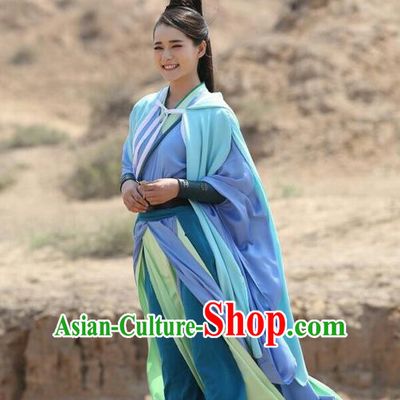 Traditional Ancient Chinese Chivalrous Swordswoman Costume, Chinese Ming Dynasty Chivalrous Woman Dress, Cosplay Chinese Television Drama Vagabondize Heroine Hanfu Trailing Embroidery Clothing for Women