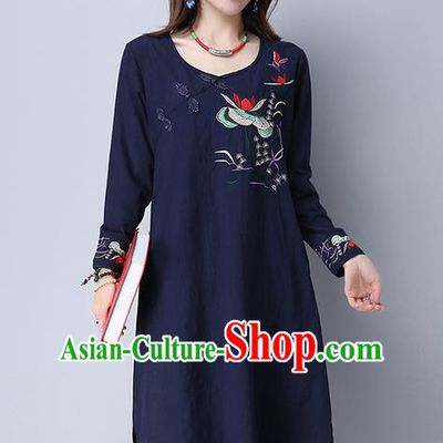 Traditional Ancient Chinese National Costume, Elegant Hanfu Embroidered Slant Opening Blue Dress, China Tang Suit Plated Buttons Cheongsam Garment Elegant Dress Clothing for Women