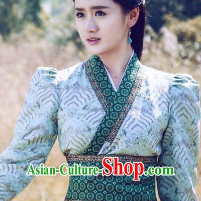 Traditional Ancient Chinese Swordswoman Elegant Costume, Chinese Ming Dynasty Chivalrous Heroine Dress, Cosplay Chinese Television Drama Flying Daggers Young Lady Embroidered Hanfu Clothing for Women