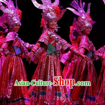 Traditional Chinese Miao Nationality Dancing Costume, Hmong Female Folk Dance Ethnic Bride Wedding Pleated Skirt, Chinese Minority Nationality Embroidery Costume for Women