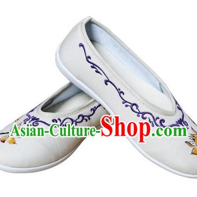Top Chinese Traditional Tai Chi Embroidered Lotus Linen Shoes Kung Fu Pulian Shoes Martial Arts Beige Shoes for Women