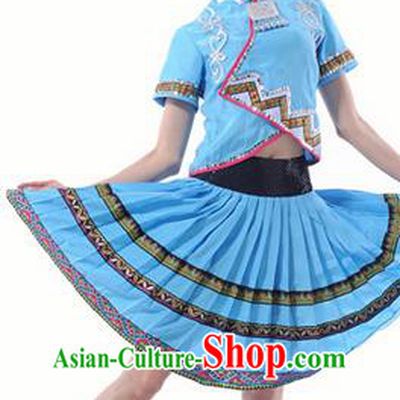 Traditional Chinese Miao Nationality Dancing Costume, Hmong Female Folk Dance Ethnic Pleated Skirt, Chinese Miao Minority Nationality Blue Dress for Women