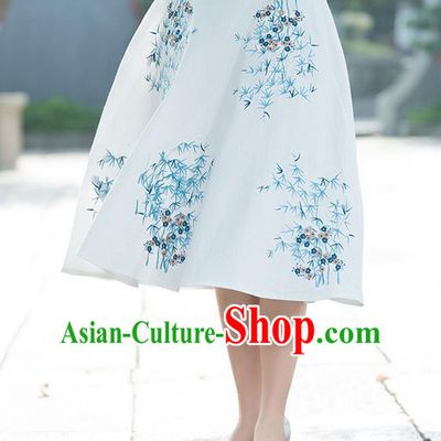 Traditional Ancient Chinese National Pleated Skirt Costume, Elegant Hanfu Embroidery White Dress, China Tang Suit Big Swing Bust Skirt for Women
