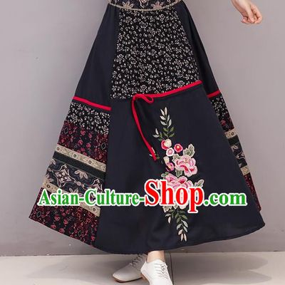 Traditional Ancient Chinese National Pleated Skirt Costume, Elegant Hanfu Linen Embroidery Long Black Dress, China Tang Suit National Minority Bust Skirt for Women