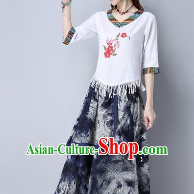 Traditional Chinese National Costume, Elegant Hanfu Embroidery T-Shirt and Skirt Complete Set, China Tang Suit Blouse and Dress for Women