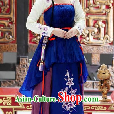 Traditional Ancient Chinese Elegant Aristocratic Female Costume, Chinese Northern Dynasty Palace Young Lady Dress, Cosplay Chinese Television Drama Alegend of Pringess Lanling Princess Peri Hanfu Trailing Embroidery Clothing for Women