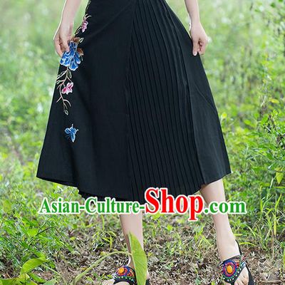 Traditional Ancient Chinese National Pleated Skirt Costume, Elegant Hanfu Embroidery Long Black Dress, China Tang Suit Bust Skirt for Women