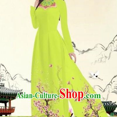 Traditional Top Grade Asian Vietnamese Costumes Classical Plum Blossom Pattern Full Dress, Vietnam National Ao Dai Dress Grass Greet Etiquette Qipao for Women