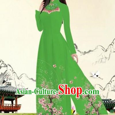 Traditional Top Grade Asian Vietnamese Costumes Classical Plum Blossom Pattern Full Dress, Vietnam National Ao Dai Dress Green Etiquette Qipao for Women