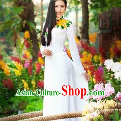 Traditional Top Grade Asian Vietnamese Costumes Classical Printing Flowers Wedding Full Dress, Vietnam National Ao Dai Dress White Qipao for Women