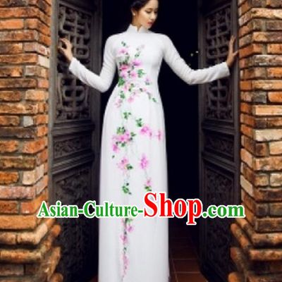 Traditional Top Grade Asian Vietnamese Costumes Classical Printing Full Dress, Vietnam National Ao Dai Dress Catwalks White Qipao for Women