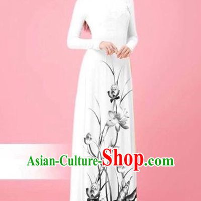 Traditional Top Grade Asian Vietnamese Costumes Classical Ink Painting Full Dress, Vietnam National Ao Dai Dress Catwalks White Qipao for Women