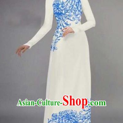 Traditional Top Grade Asian Vietnamese Costumes Classical Printing Chrysanthemum Full Dress, Vietnam National Ao Dai Dress Catwalks White Qipao for Women