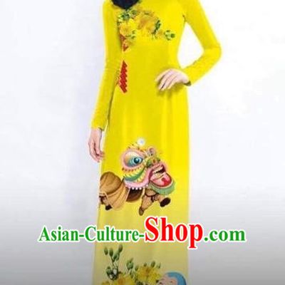Traditional Top Grade Asian Vietnamese Costumes Classical Printing New Year Full Dress, Vietnam National Ao Dai Dress Catwalks Debutante Yellow Qipao for Women