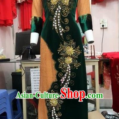 Traditional Top Grade Asian Vietnamese Costumes Classical Manual Embroider Full Dress, Vietnam National Ao Dai Dress Catwalks Debutante Atrovirens Pleuche Qipao for Women