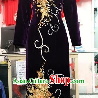 Traditional Top Grade Asian Vietnamese Costumes Classical Embroidery Pleuche Full Dress, Vietnam National Ao Dai Dress Catwalks Debutante Wine Red Qipao for Women