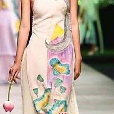 Traditional Top Grade Asian Vietnamese Costumes Classical Hand Painting Full Dress, Vietnam National Ao Dai Dress Catwalks Debutante Halter Qipao for Women