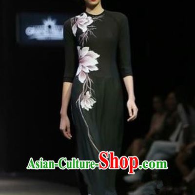 Traditional Top Grade Asian Vietnamese Costumes Classical Hand Painting Flowers Full Dress, Vietnam National Ao Dai Dress Catwalks Debutante Black Qipao for Women