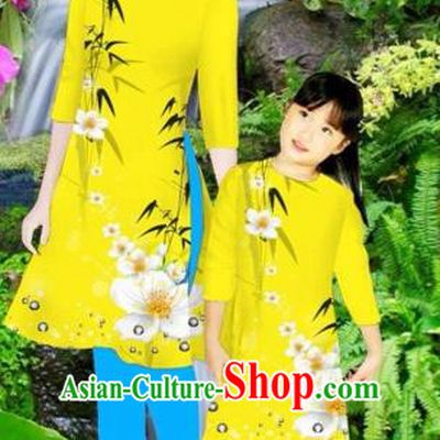 Traditional Top Grade Asian Vietnamese Costumes Classical Printing Flowers Yellow Full Dress, Vietnam National Ao Dai Dress Mother-daughter Cheongsam for Women for Kids