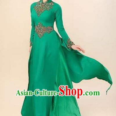 Traditional Top Grade Asian Vietnamese Costumes Classical Green Silk Cheongsam, Vietnam National Vietnamese Bride Ao Dai Dress for Women