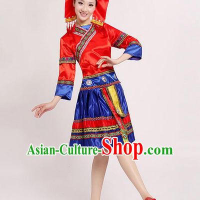 Traditional Chinese Zhuang Nationality Dancing Costume, Zhuang Zu Female Folk Dance Ethnic Pleated Skirt, Chinese Minority Nationality Embroidery Red Dress for Women