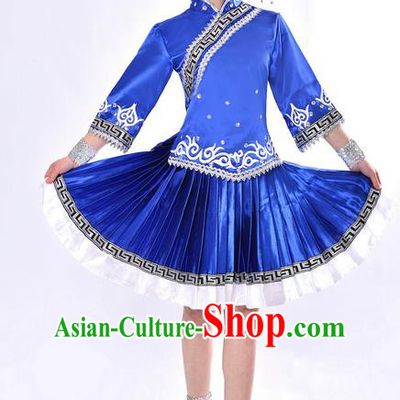 Traditional Chinese Zhuang Nationality Dancing Costume, Zhuang Zu Female Folk Dance Ethnic Pleated Skirt, Chinese Minority Nationality Embroidery Blue Dress for Women