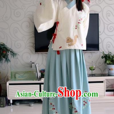 Traditional Chinese Ancient Ming Dynasty Young Lady Costumes, China Princess Hanfu Embroidered Squirrel Slant Opening Blouse and Ru Skirt Complete Set for Women