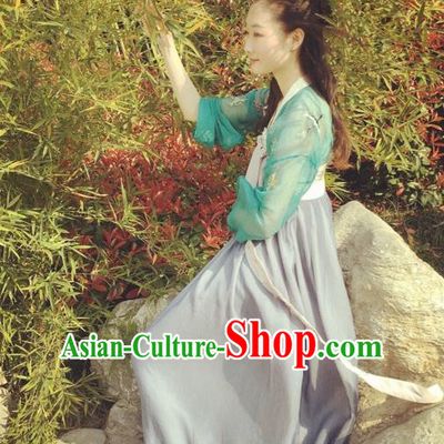 Traditional Chinese Ancient Tang Dynasty Young Lady Costumes, China Princess Hanfu Embroidered Green Blouse and Ru Skirt Complete Set for Women