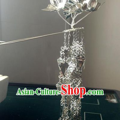 Traditional Handmade Chinese Ancient Classical Manchu Princess Hair Accessories Butterfly Long Tassel Step Shake Barrettes Hairpin Hair Fascinators for Women