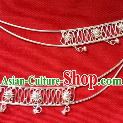 Traditional Chinese Ancient Classical Handmade Miao Silver Hairpin Jewelry Accessories Hanfu Palace Combs and Sticks for Women
