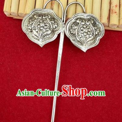 Traditional Handmade Chinese Ancient Classical Hanfu Hair Accessories Barrettes Miao Sliver Hairpin, Hair Sticks Hair Fascinators Hairpins for Women