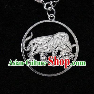 Traditional Handmade Chinese Ancient Classical Accessories Pure Sliver Chinese Zodiac Pendant Ox Lacing Pendent for Women