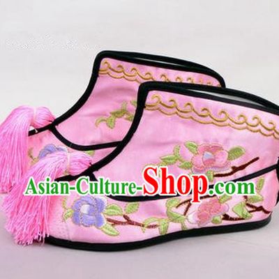 Chinese Ancient Peking Opera Martial Lady Embroidered Peony Boots, Traditional China Beijing Opera Princess Female Pink Embroidered Shoes