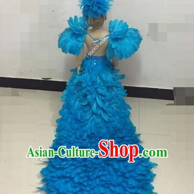 Top Grade Professional Performance Catwalks Feather Skirt, Traditional Brazilian Rio Carnival Samba Modern Fancywork Light Blue Feather Clothing for Kids
