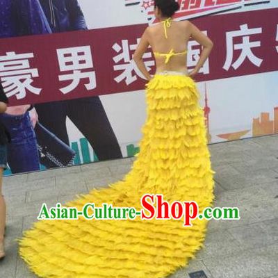 Top Grade Compere Professional Performance Catwalks Swimsuit Costumes, Traditional Brazilian Rio Carnival Samba Suits Modern Fancywork Yellow Feather Bikini Clothing for Women
