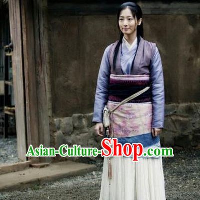 Traditional Ancient Chinese Countrywoman Costume, Films Brotherhood of Blades Chinese Ming Dynasty Young Lady Hanfu Clothing and Handmade Headpiece Complete Set