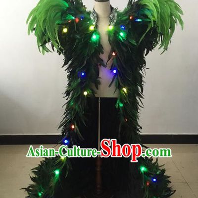 Top Grade Professional Performance Catwalks Led Light Costume, Traditional Brazilian Rio Carnival Samba Modern Fancywork Green Feather Clothing for Kids
