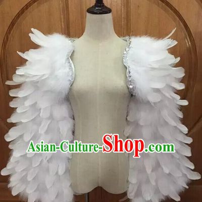 Top Grade Professional Performance Catwalks Clothing, Traditional Brazilian Rio Carnival Samba Modern Fancywork White Feather Costume for Women