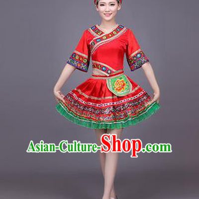 Traditional Chinese Miao Nationality Dance Costume, Hmong Female Folk Dance Ethnic Pleated Skirt, Chinese Minority Nationality Embroidery Red Dress for Women