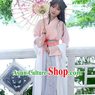 Traditional Chinese Tang Dynasty Palace Princess Embroidered Flowers Hanfu White Wide Wearing Silks for Women