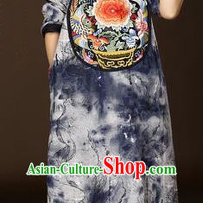 Traditional Chinese National Costume Long Robes, Elegant Hanfu Tang Suit Embroidered Phoenix Peony Dress for Women