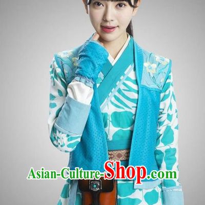 Traditional Chinese Handmade Ming Dynasty Heroic Woman Embroidery Costume and Headpiece Complete Set, Chinese Ancient Swordswoman Hanfu Dress