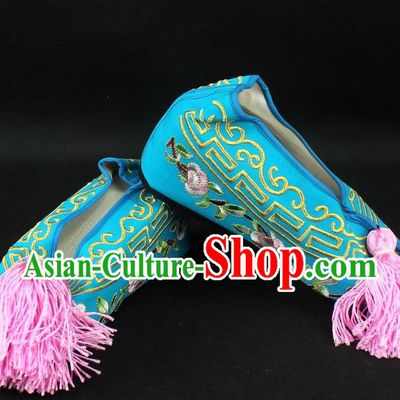 Traditional China Beijing Opera Hua Tan Diva Embroidered Shoes, Ancient Chinese Peking Opera Young Lady Princess Blue Blood Stained Shoes