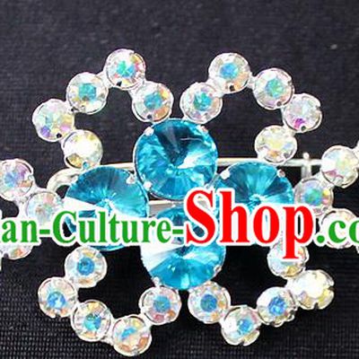 Traditional China Beijing Opera Young Lady Jewelry Accessories Collar Brooch, Ancient Chinese Peking Opera Hua Tan Diva Blue Colorful Crystal Breastpin