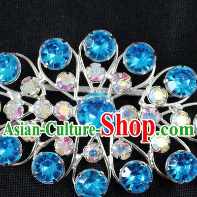 Traditional China Beijing Opera Young Lady Jewelry Accessories Blue Crystal Collar Brooch, Ancient Chinese Peking Opera Hua Tan Diva Blue Colorful Breastpin