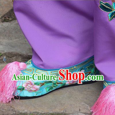 Traditional China Beijing Opera Hua Tan Embroidered Light Blue Shoes, Ancient Chinese Peking Opera Young Lady Diva Princess Embroidery Blood Stained Shoes